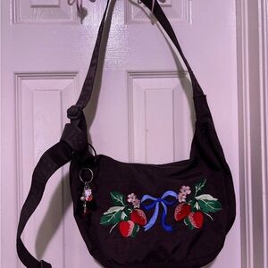 BAGGU Black Shoulder Bag with Strawberry Embroidery